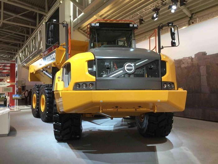 Volvo Construction Equipment (Volvo CE) launched the industry’s largest ever 6x6-configuration articulated hauler at the Bauma exhibition in Munich 