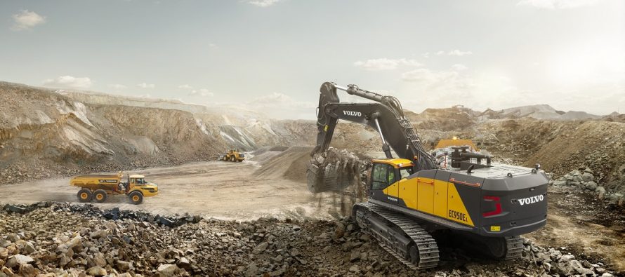Bigger is better pentru cel mai impunator excavator pe şenile Volvo