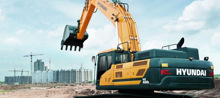 A new crawler excavator from Hyundai: the HX480 L (49,500 kg)