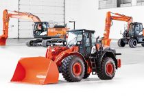 Hitachi extends new -6 range of construction machinery