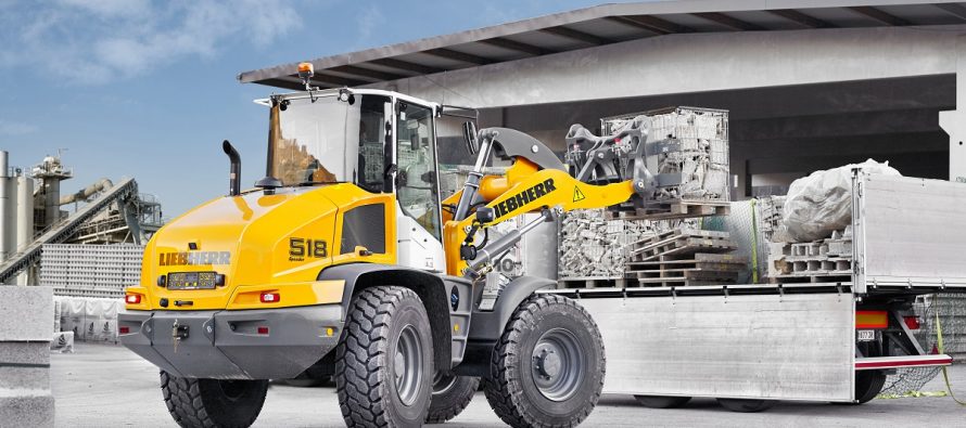 Versatile and powerful: Liebherr presents the new L 514 and L 518 Stereoloaders