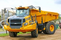 Premieră mondială la Bauma 2019 pentru camionul articulat Bell B45E 4×4