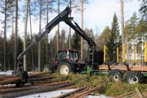 Kronos introduced Smart Boom Control on Gripto timber loaders