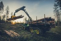 Noi opțiuni pentru brațele de macara de pe forwarderele John Deere