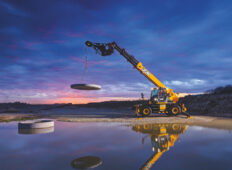 JCB introduce noul manipulator telescopic rotativ 555-260R
