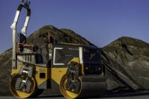 Volvo CE introduce primul compactor electric de asfalt