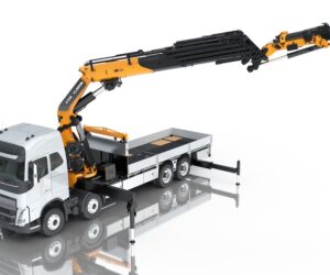 Hiab has introduced the new 135 tm range loader crane — EFFER iQ.1400 HP
