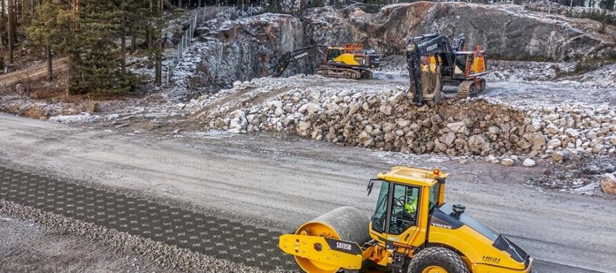 Work smarter, not harder, with new Compact Assist packages for Volvo Soil Compactors